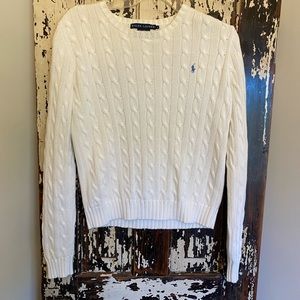 EUC Ralph Lauren Cable Knit sweater.  Size M.
